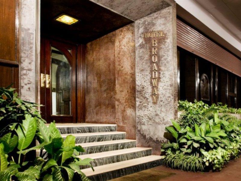 Hotel Broadway Delhi Экстерьер фото